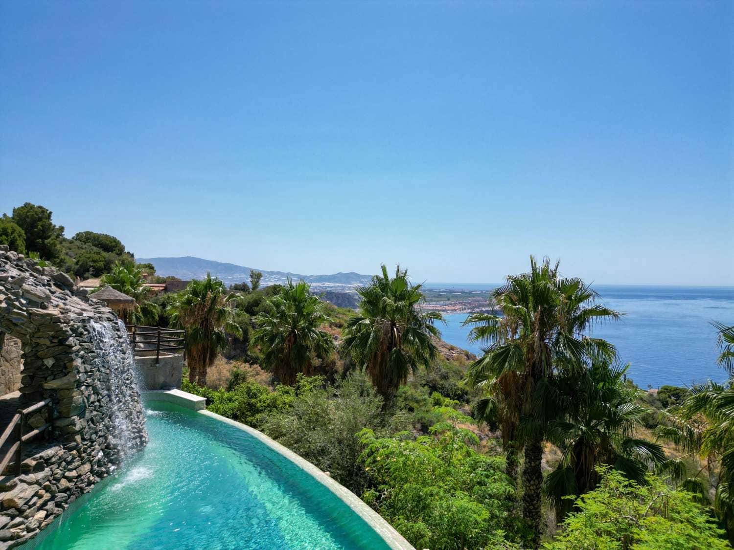 8 soveværelse Villa til salg i Salobrena med swimmingpool - € 3.750.000 (Ref: 7937233)