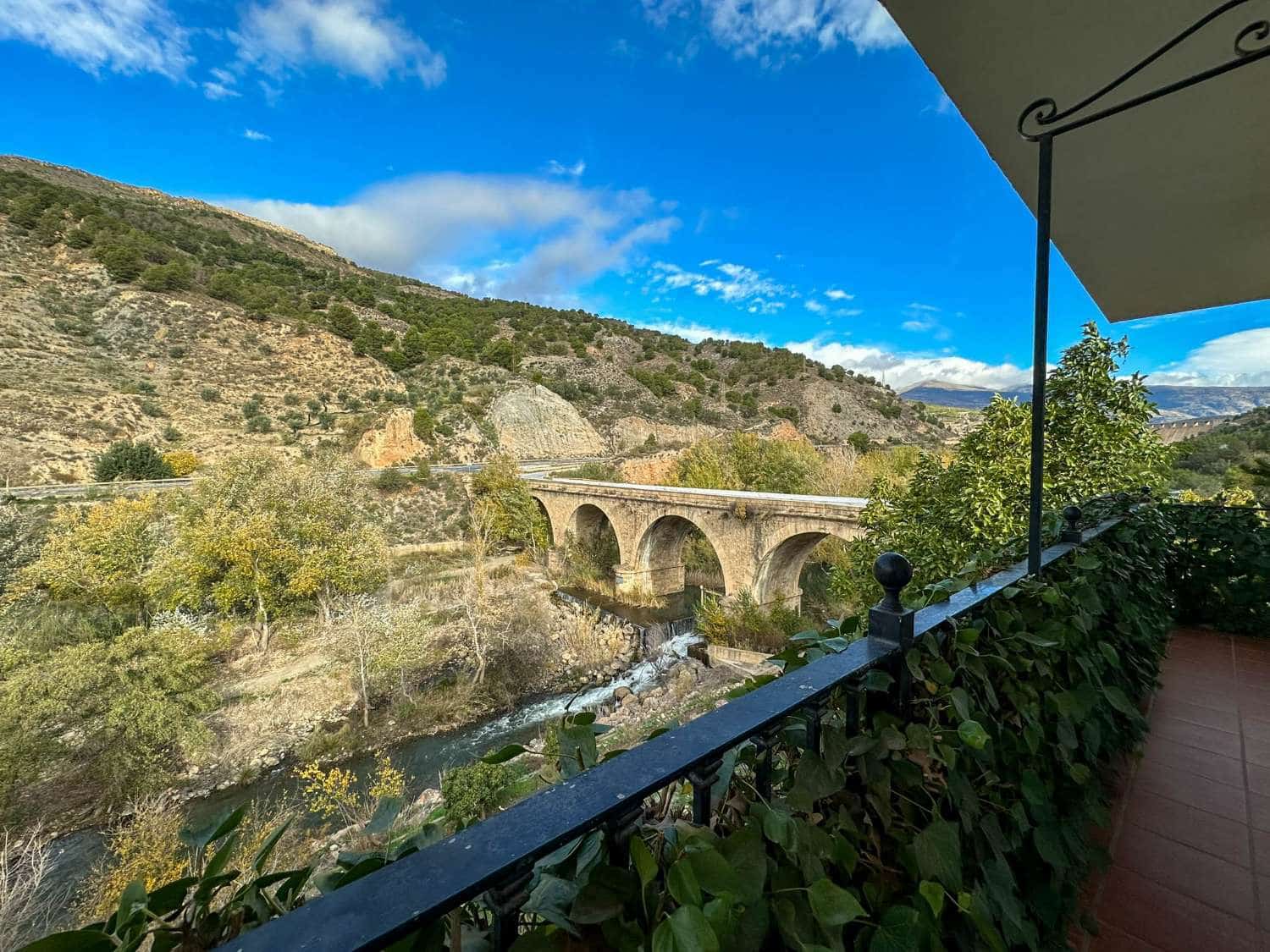 5 sypialnia Finka/Dom wiejski na sprzedaż w Velez de Benaudalla z basenem - 540 000 € (Ref: 7985690)