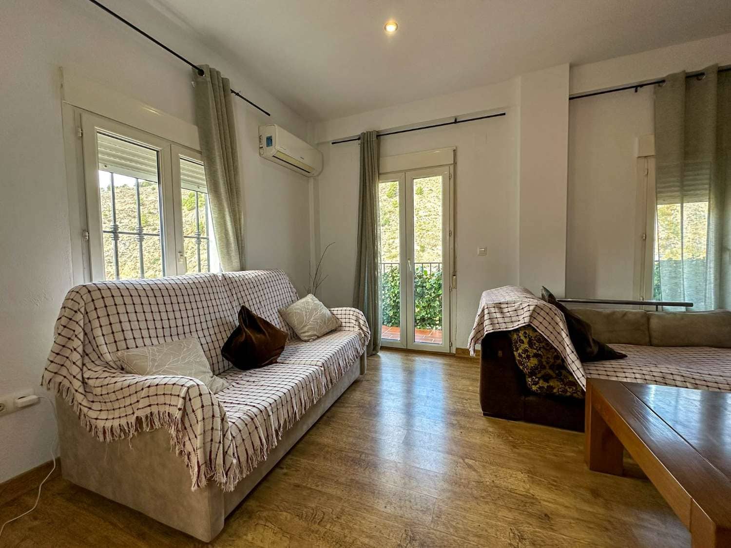 5 sypialnia Finka/Dom wiejski na sprzedaż w Velez de Benaudalla z basenem - 540 000 € (Ref: 7985690)