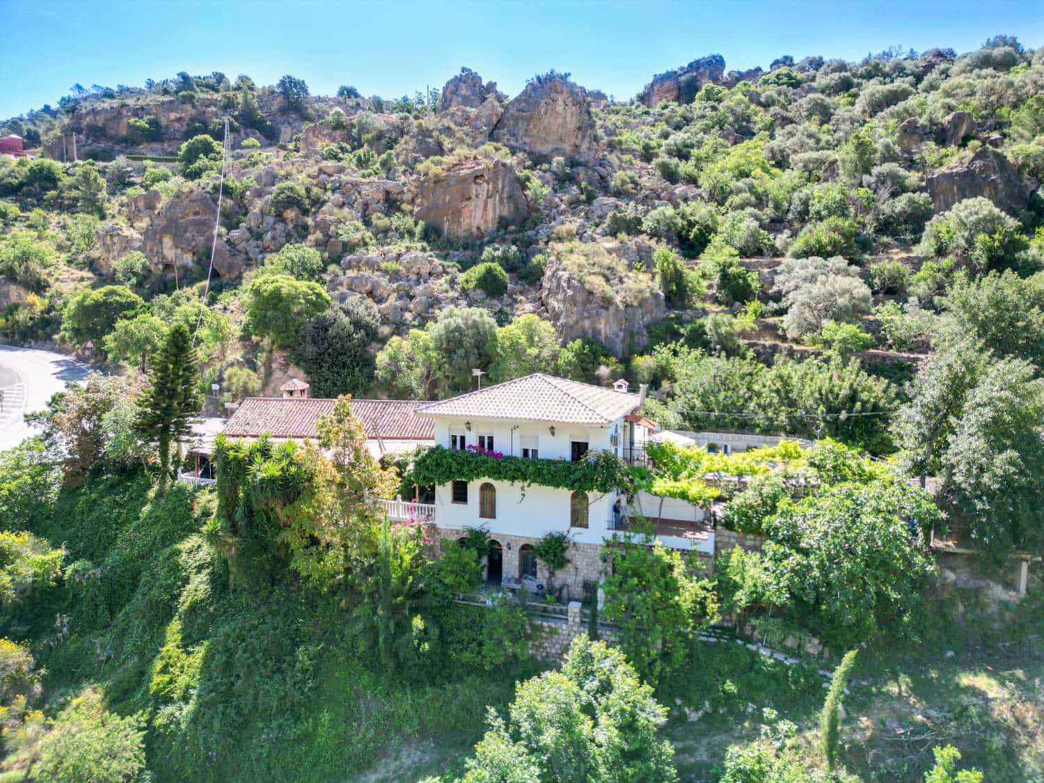 5 sypialnia Finka/Dom wiejski na sprzedaż w Velez de Benaudalla z basenem - 540 000 € (Ref: 7985690)