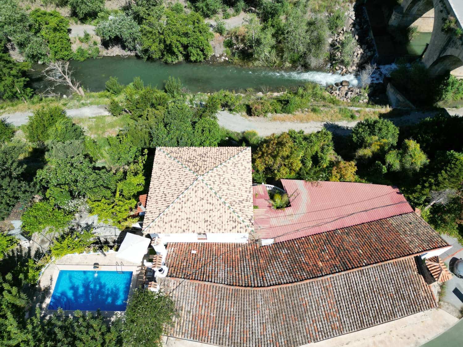 5 sypialnia Finka/Dom wiejski na sprzedaż w Velez de Benaudalla z basenem - 540 000 € (Ref: 7985690)