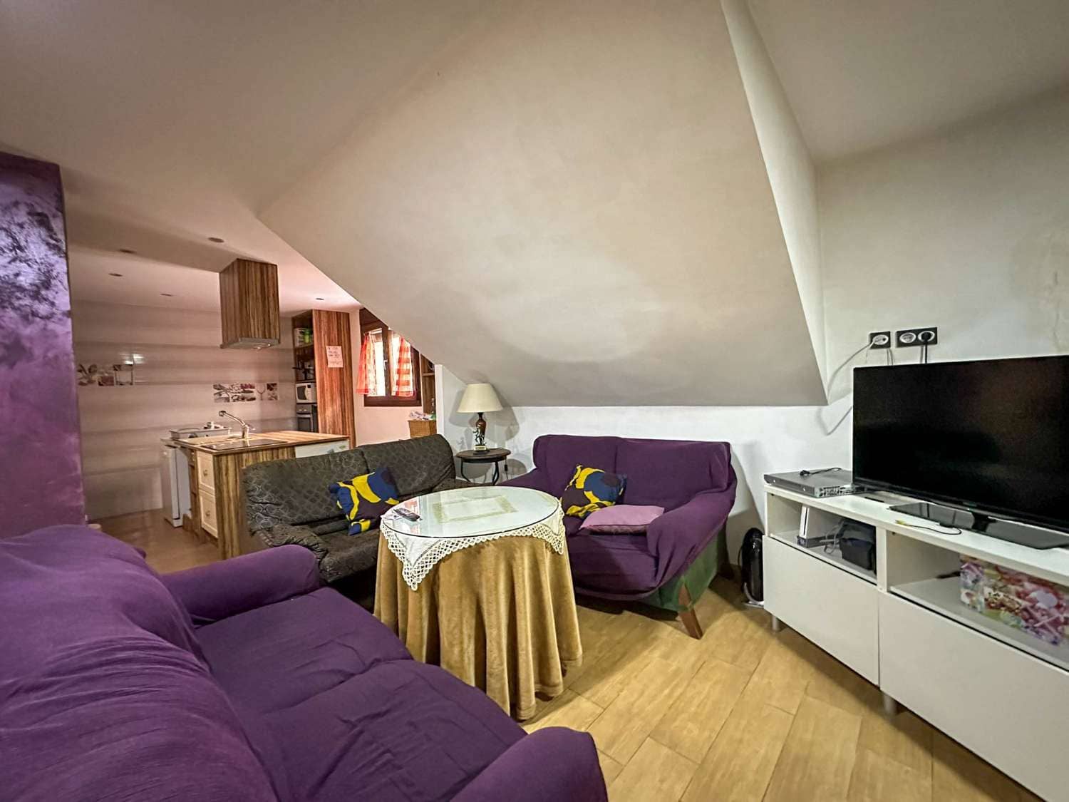 3 soverom Hus til salgs i Velez de Benaudalla med svømmebasseng - € 385 000 (Ref: 7993708)