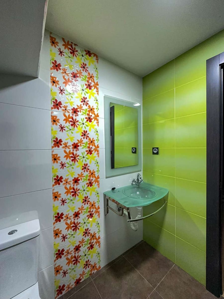 3 soverom Hus til salgs i Velez de Benaudalla med svømmebasseng - € 385 000 (Ref: 7993708)