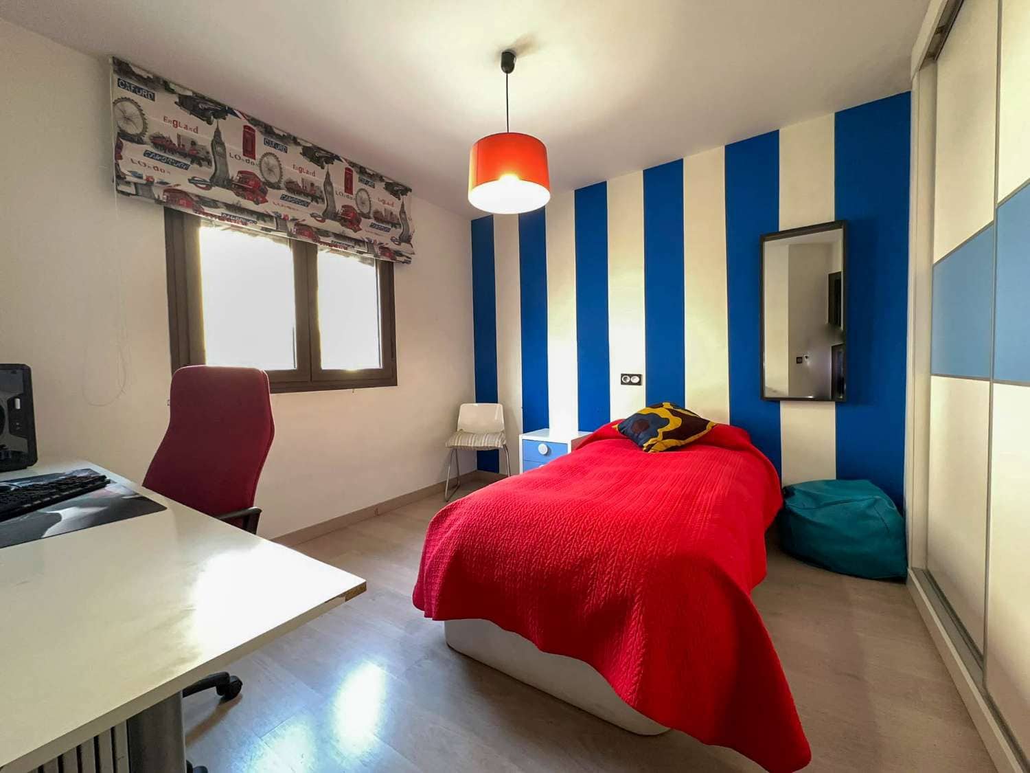 3 soverom Hus til salgs i Velez de Benaudalla med svømmebasseng - € 385 000 (Ref: 7993708)