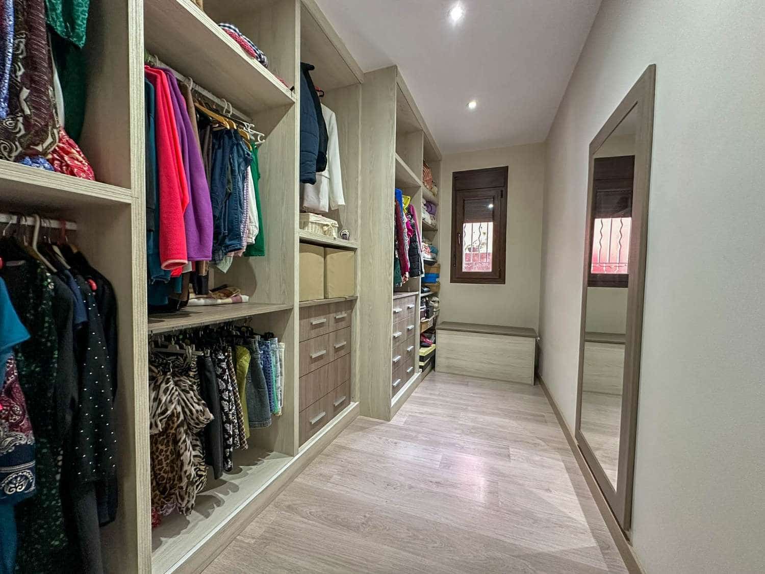 3 soverom Hus til salgs i Velez de Benaudalla med svømmebasseng - € 385 000 (Ref: 7993708)