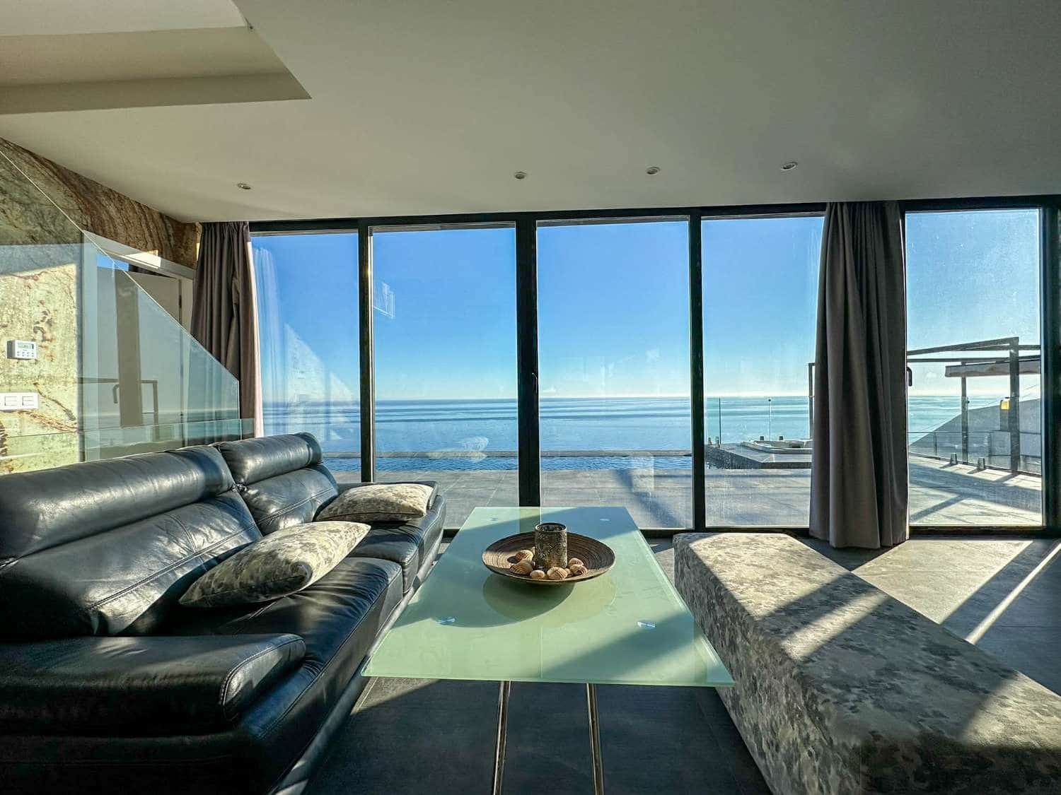 4 Zimmer Villa zu verkaufen in Salobrena mit Pool - 1.650.000 € (Ref: 8074042)