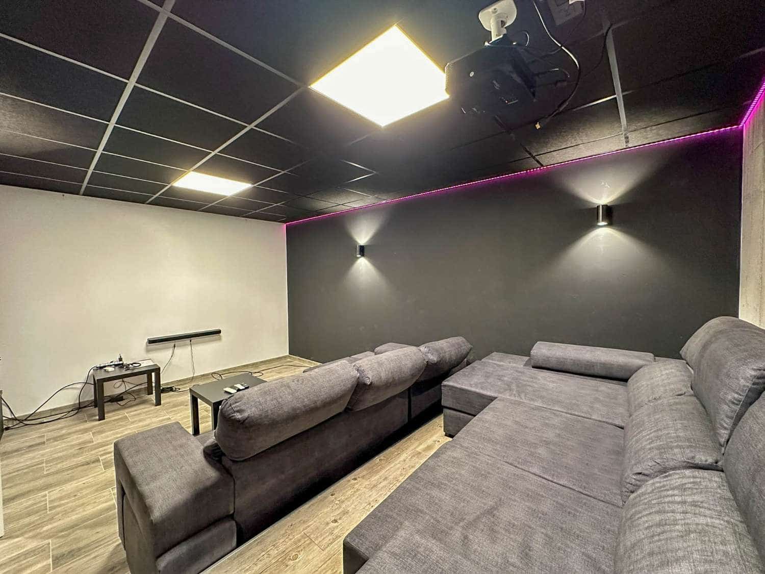 4 Zimmer Villa zu verkaufen in Salobrena mit Pool - 1.650.000 € (Ref: 8074042)