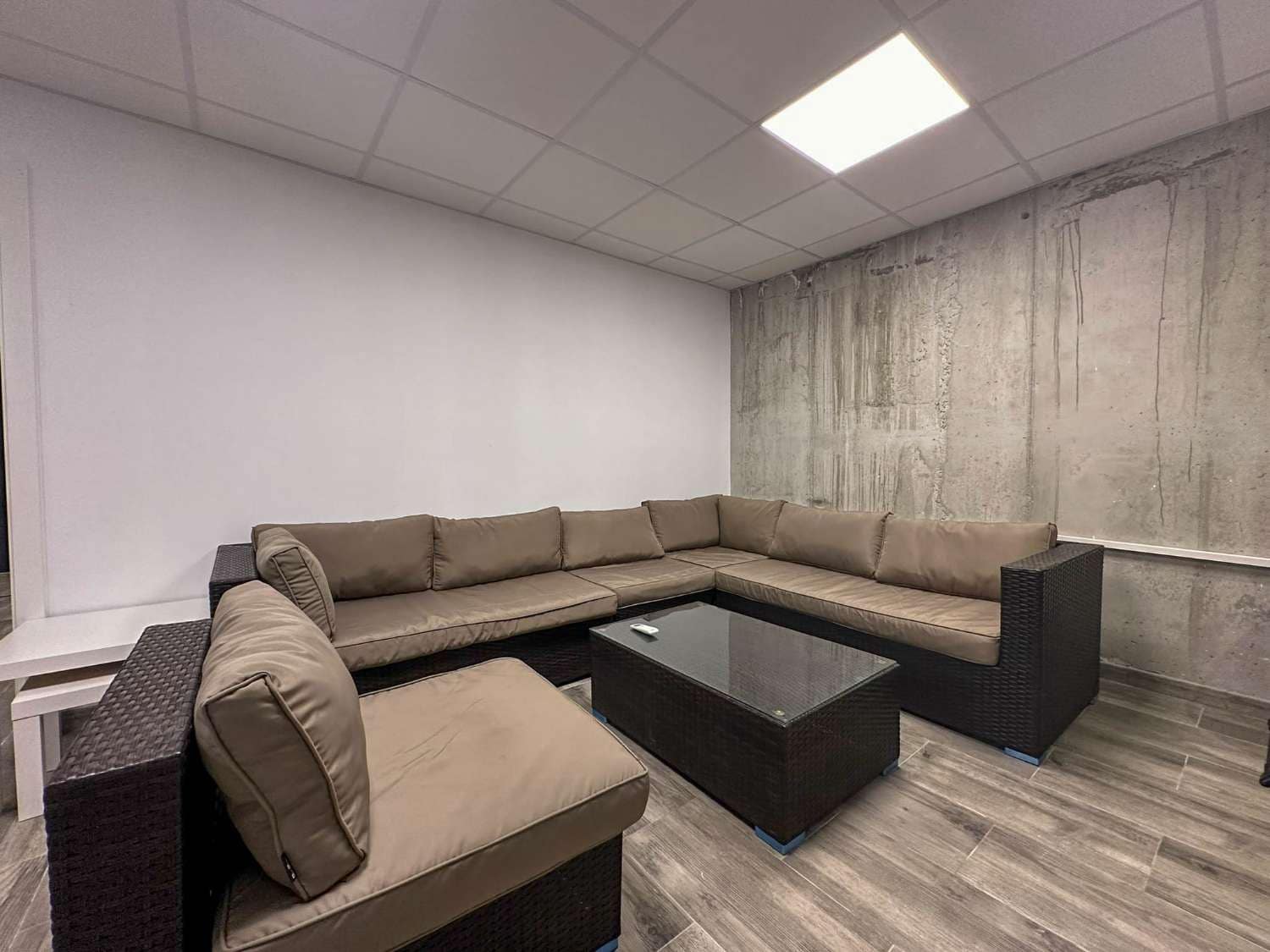 4 Zimmer Villa zu verkaufen in Salobrena mit Pool - 1.650.000 € (Ref: 8074042)