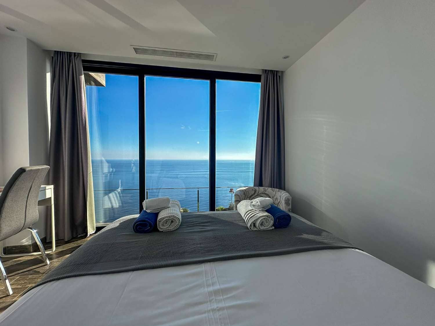 4 Zimmer Villa zu verkaufen in Salobrena mit Pool - 1.650.000 € (Ref: 8074042)