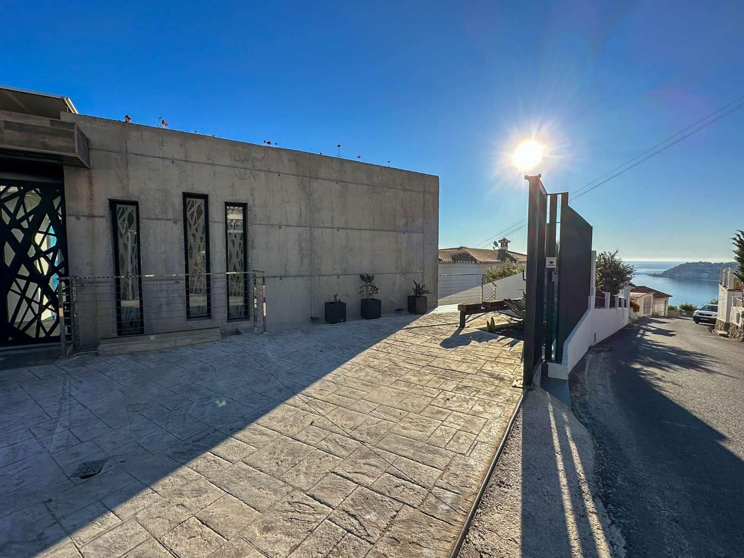 4 Zimmer Villa zu verkaufen in Salobrena mit Pool - 1.650.000 € (Ref: 8074042)