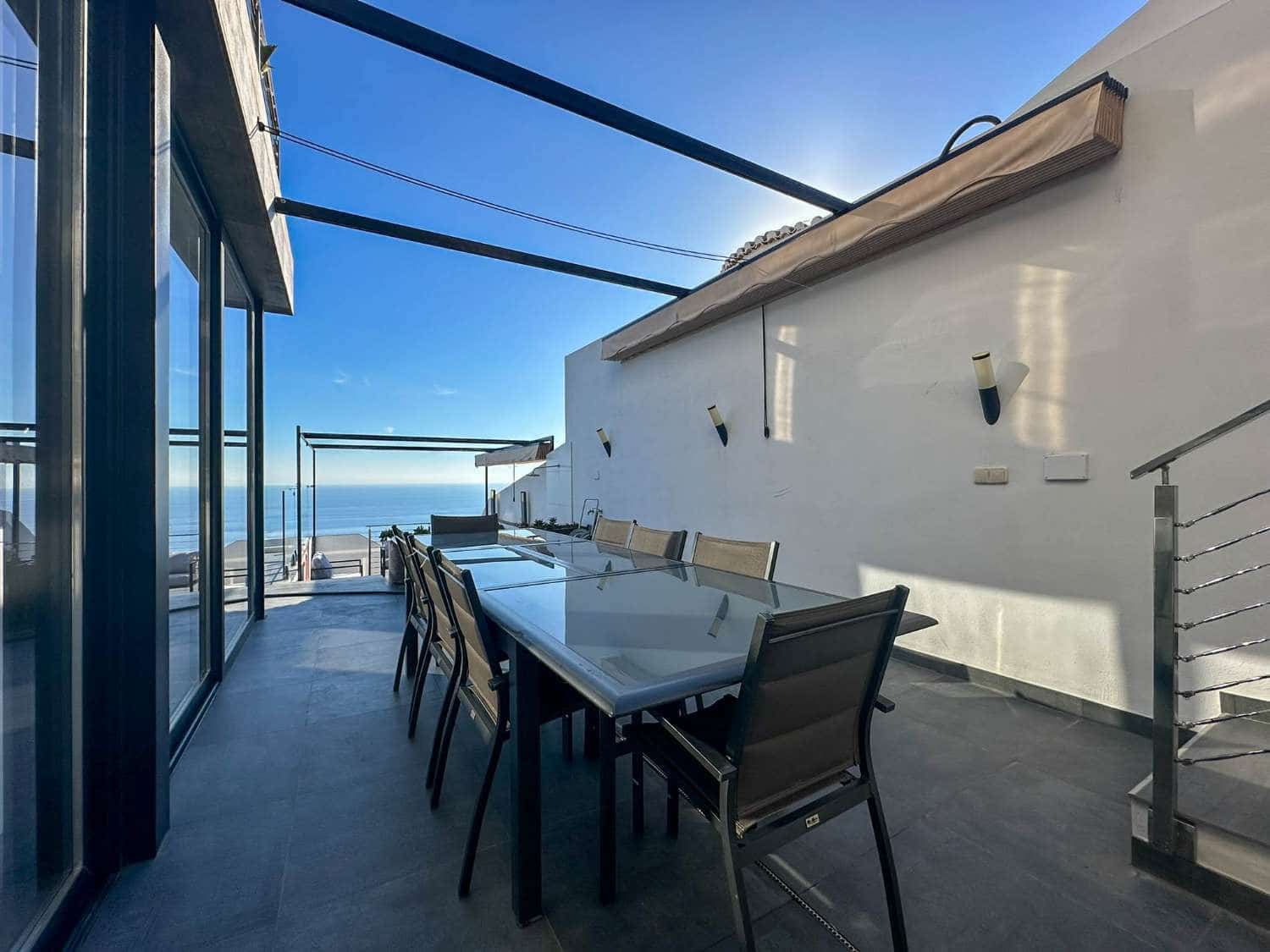 4 Zimmer Villa zu verkaufen in Salobrena mit Pool - 1.650.000 € (Ref: 8074042)