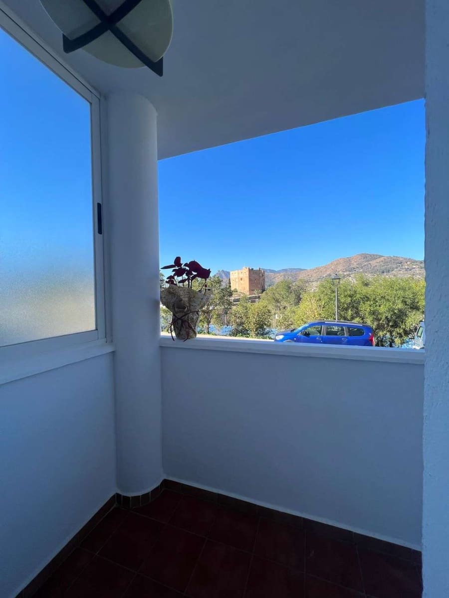 3 bedroom Townhouse for sale in Vélez de Benaudalla with garage € 147,000 (Ref 8113364)