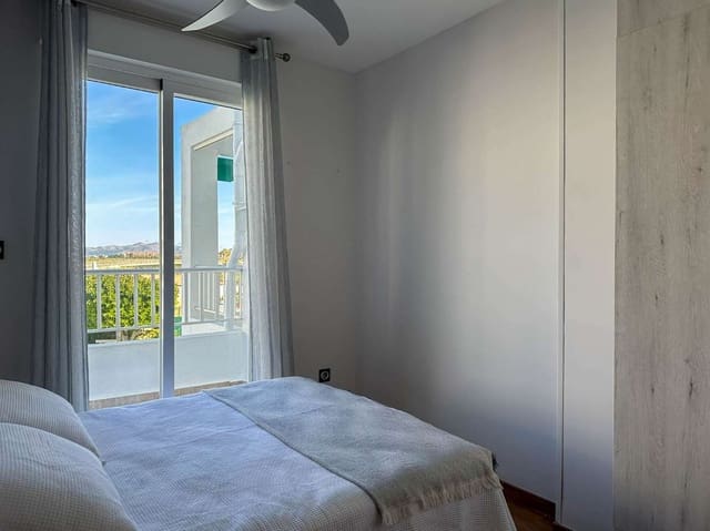 2 slaapkamer Flat te huur in Salobreña met zwembad - € 550 (Ref: 8339624)