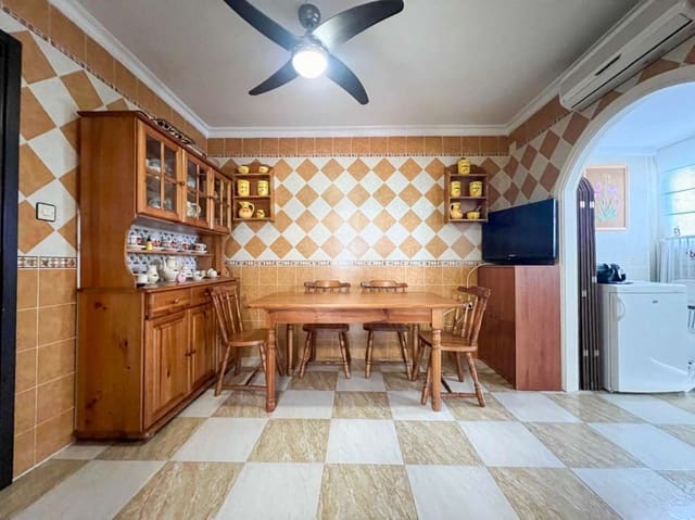 4 sypialnia Dom na sprzedaż w Salobreña z basenem - 399 000 € (Ref: 8383032)