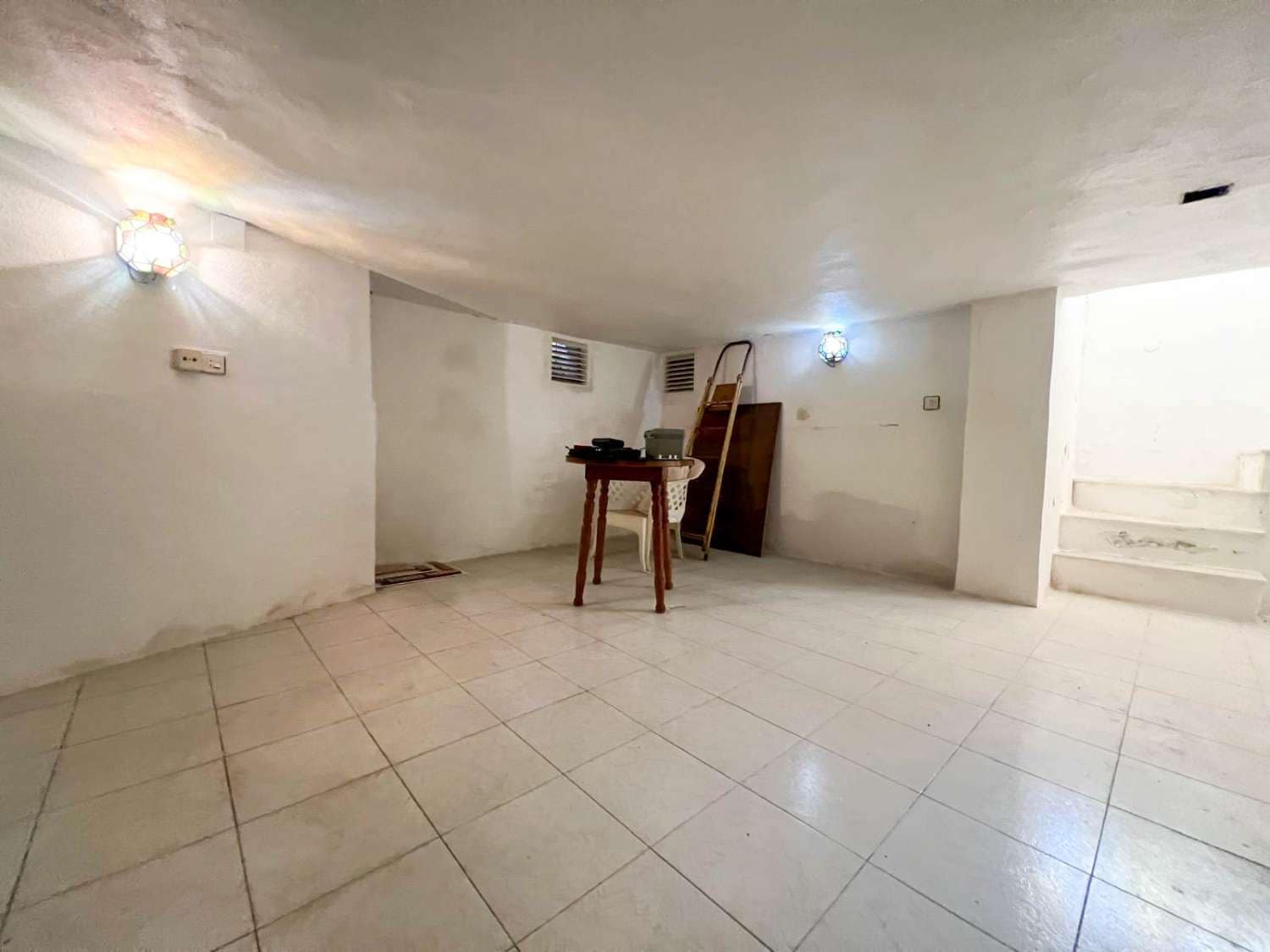 4 soveværelse Byhus til salg i Salobrena med swimmingpool - € 399.000 (Ref: 8383032)