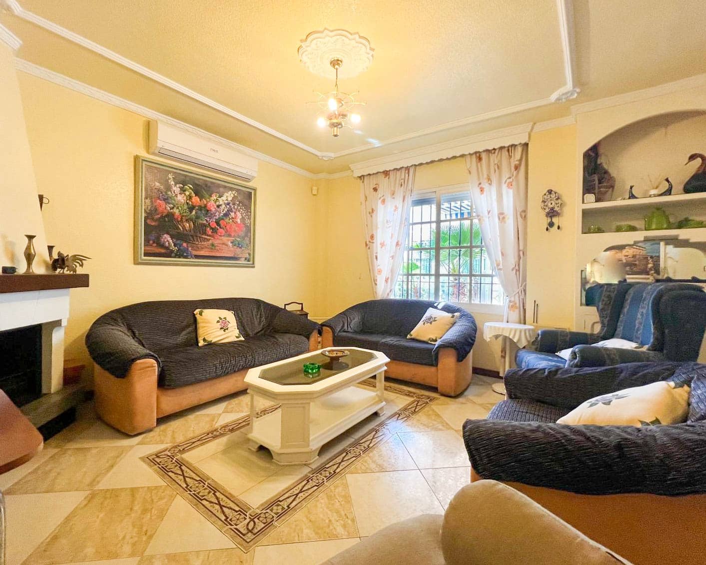 4 soveværelse Byhus til salg i Salobrena med swimmingpool - € 399.000 (Ref: 8383032)