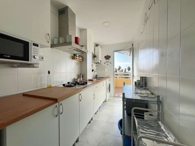 1 slaapkamer Appartement te huur in Salobreña met zwembad garage - € 750 (Ref: 8624856)