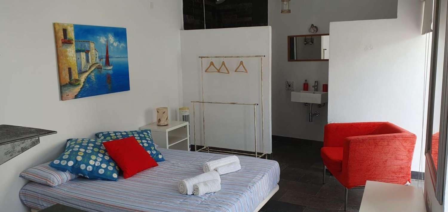 2 soveværelse Byhus til leje i Los Guajares - € 600 (Ref: 8644741)