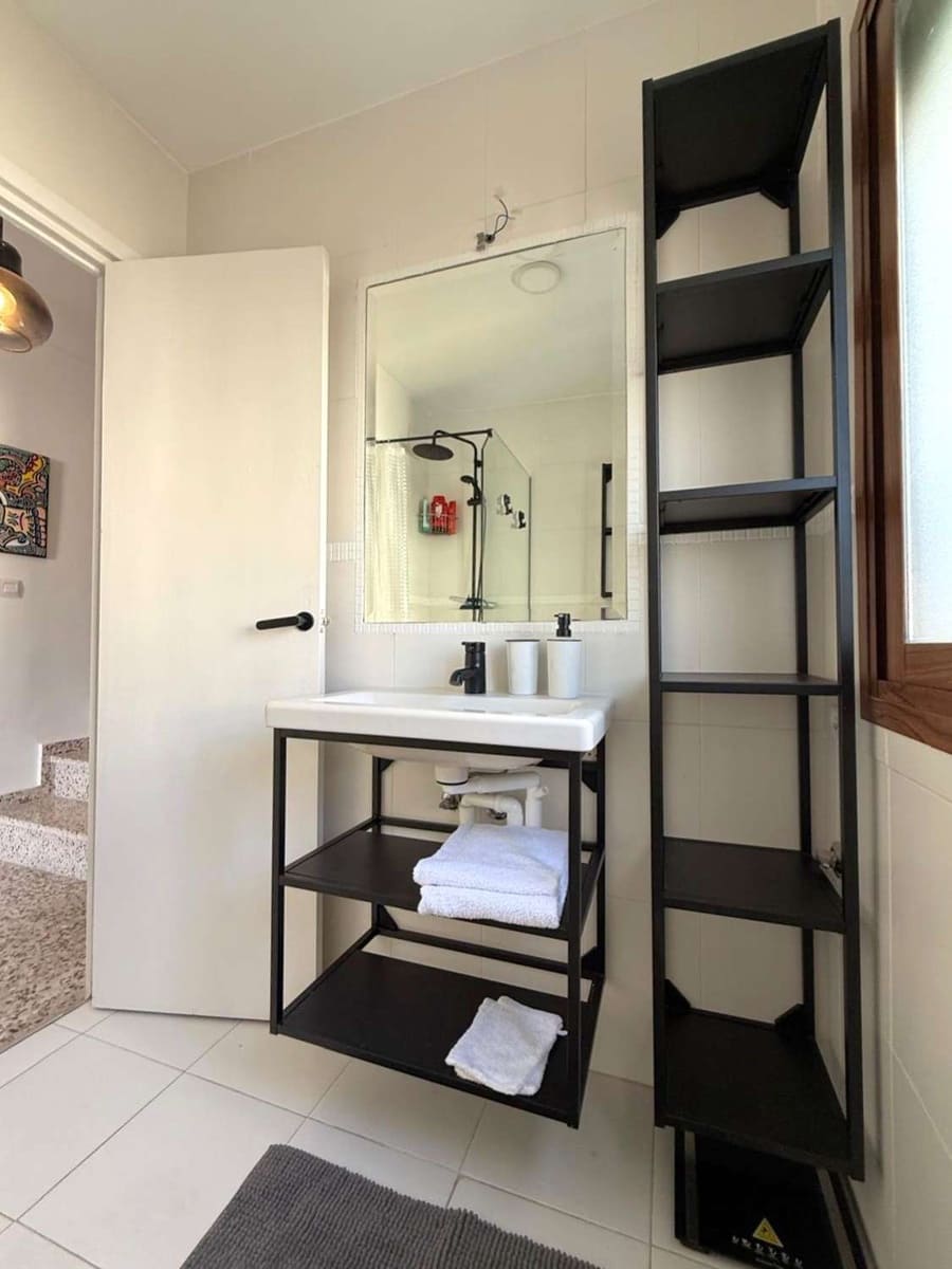 1 bedroom Townhouse for sale in Salobrena with garage - € 140,000 (Ref: 8709722)