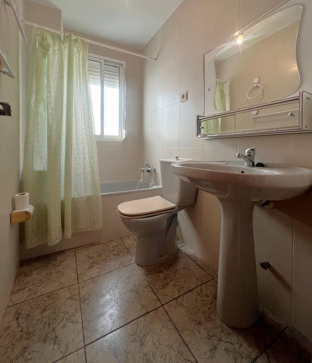 3 soveværelse Lejlighed til salg i Los Guajares - € 87.000 (Ref: 8867032)