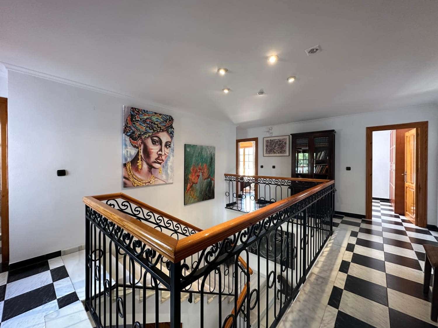 5 soveværelse Villa til salg i Itrabo med swimmingpool garage - € 1.500.000 (Ref: 8867033)