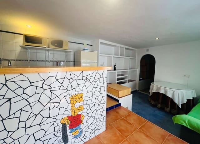 Casa de 5 habitaciones en Salobreña en venta - 240.000 € (Ref: 8907280)