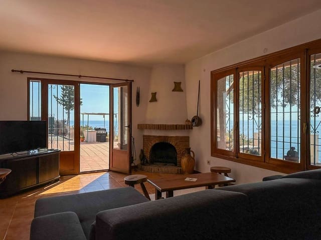 3 bedroom Terraced Villa for sale in Almuñécar with pool garage - € 475,000 (Ref: 8917748)