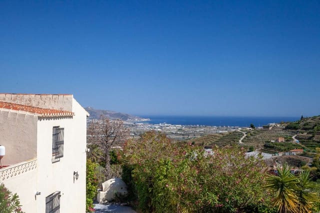 3 sovrum Villa till salu i Salobreña med pool garage - 395 000 € (Ref: 8932157)