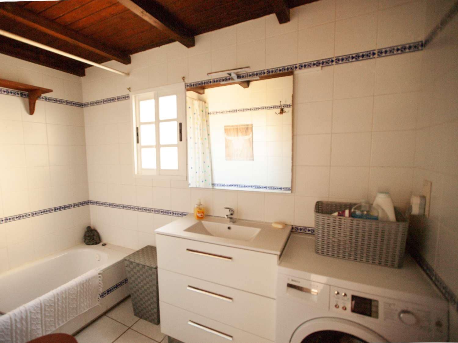 3 chambre Villa/Maison à vendre à Salobrena avec piscine garage - 395 000 € (Ref: 8932157)