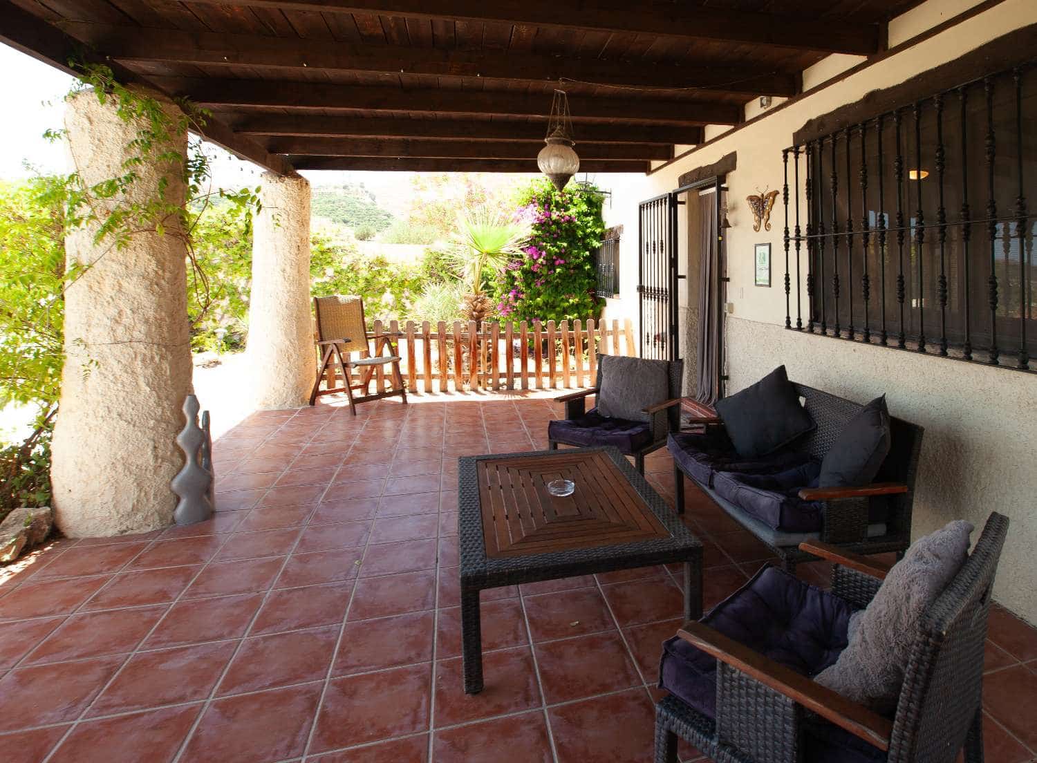 3 chambre Villa/Maison à vendre à Salobrena avec piscine garage - 395 000 € (Ref: 8932157)