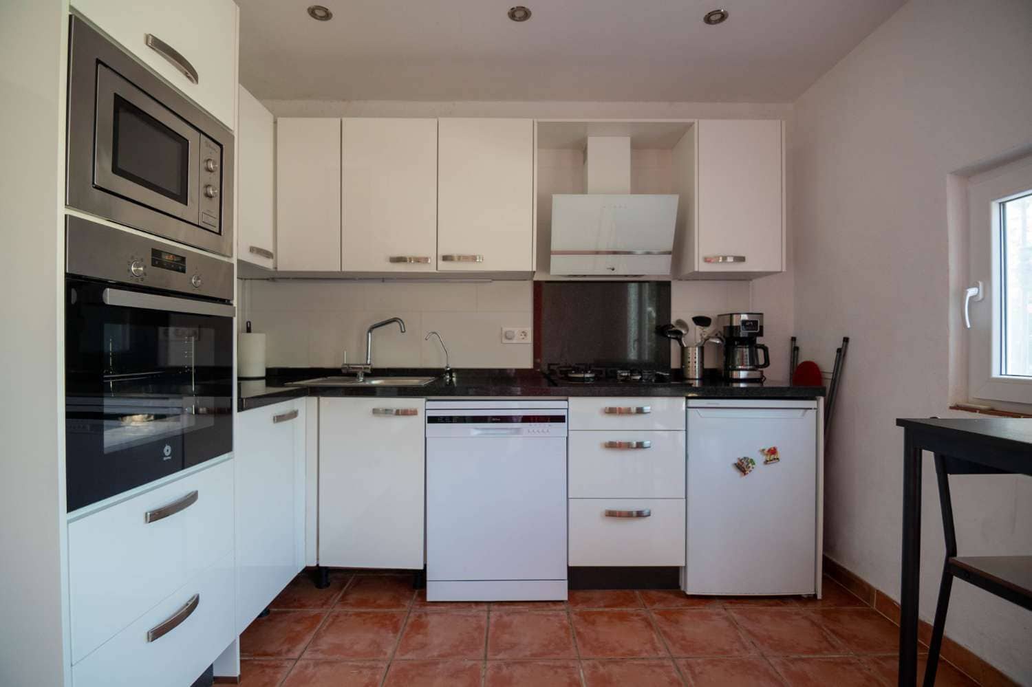 3 sovrum Villa till salu i Salobrena med pool garage - 395 000 € (Ref: 8932157)