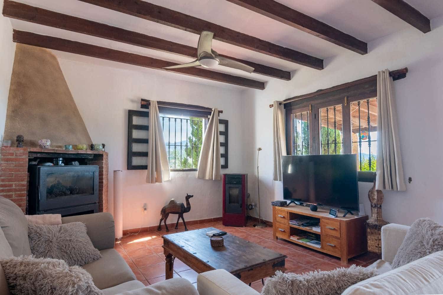 3 sovrum Villa till salu i Salobrena med pool garage - 395 000 € (Ref: 8932157)