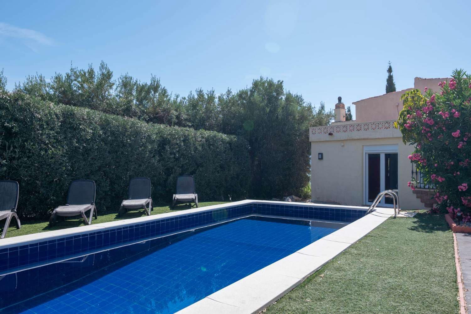 3 sovrum Villa till salu i Salobrena med pool garage - 395 000 € (Ref: 8932157)