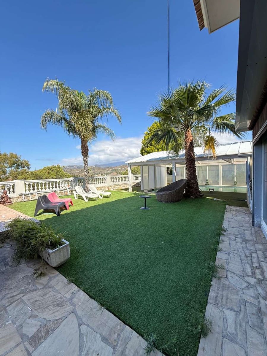 3 chambre Villa/Maison à vendre à Almunecar avec piscine garage - 560 000 € (Ref: 9017392)