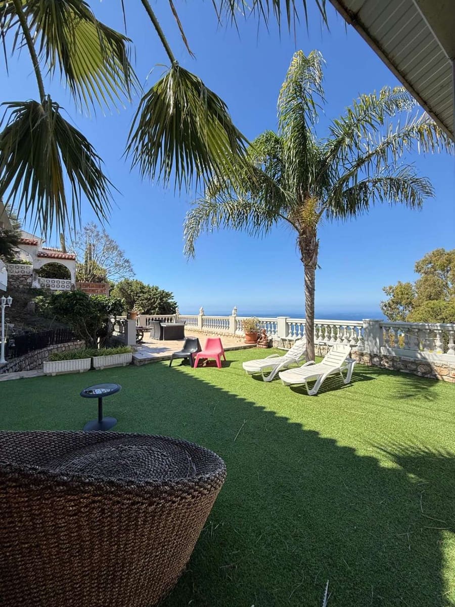 3 chambre Villa/Maison à vendre à Almunecar avec piscine garage - 560 000 € (Ref: 9017392)