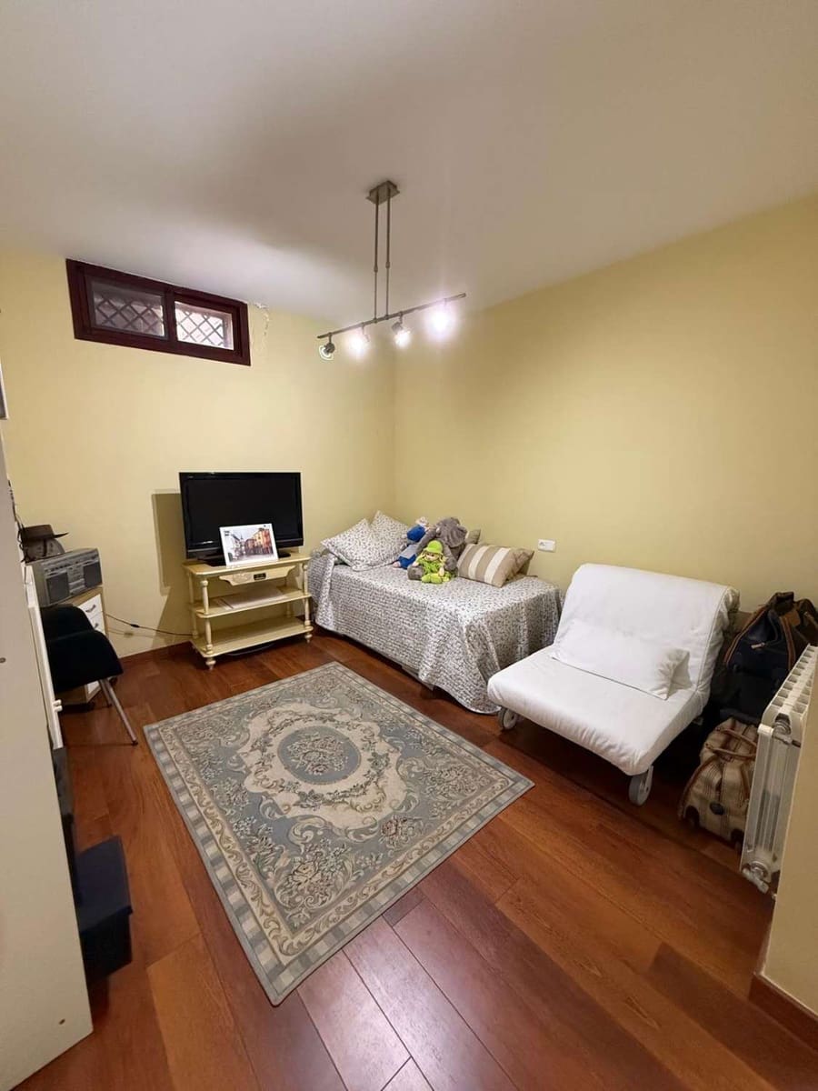 4 soverom Rekkehus til salgs i Motril med svømmebasseng - € 570 000 (Ref: 9023025)