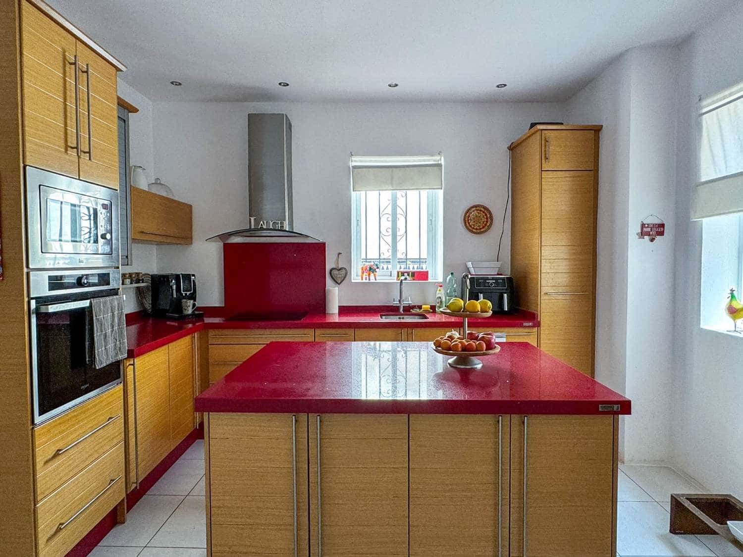 5 soverom Hus til salgs i Itrabo - € 200 000 (Ref: 9042044)