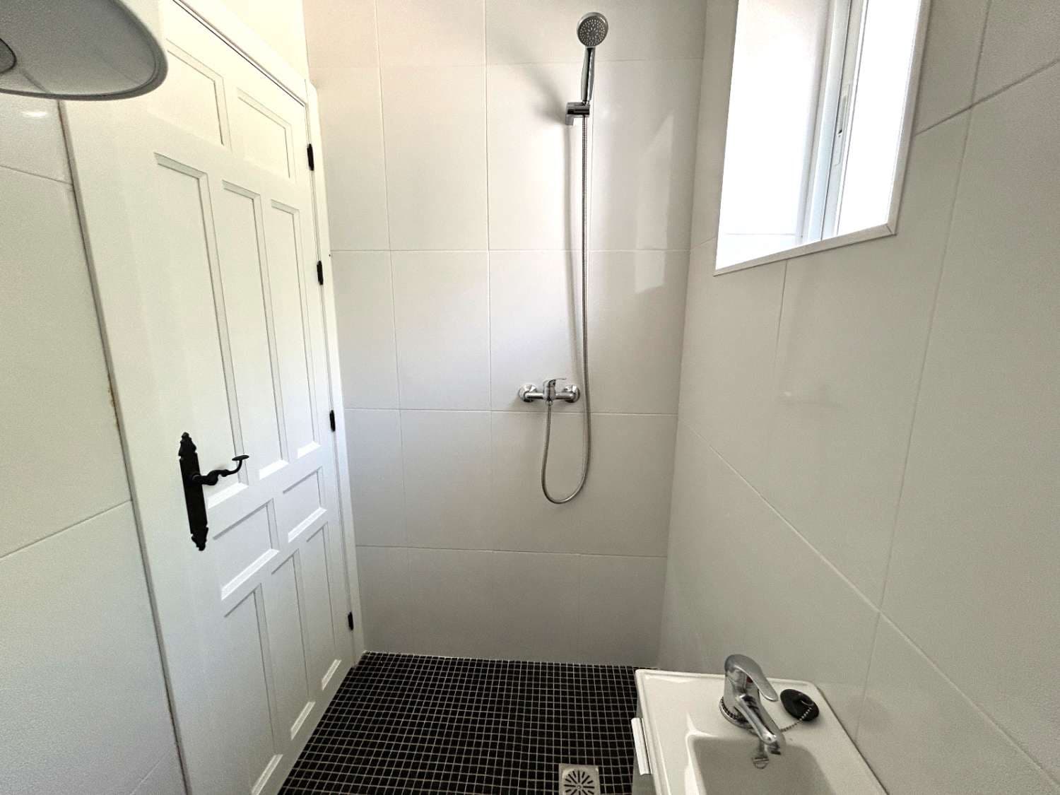 1 soveværelse Byhus til salg i Los Guajares - € 35.000 (Ref: 9077812)