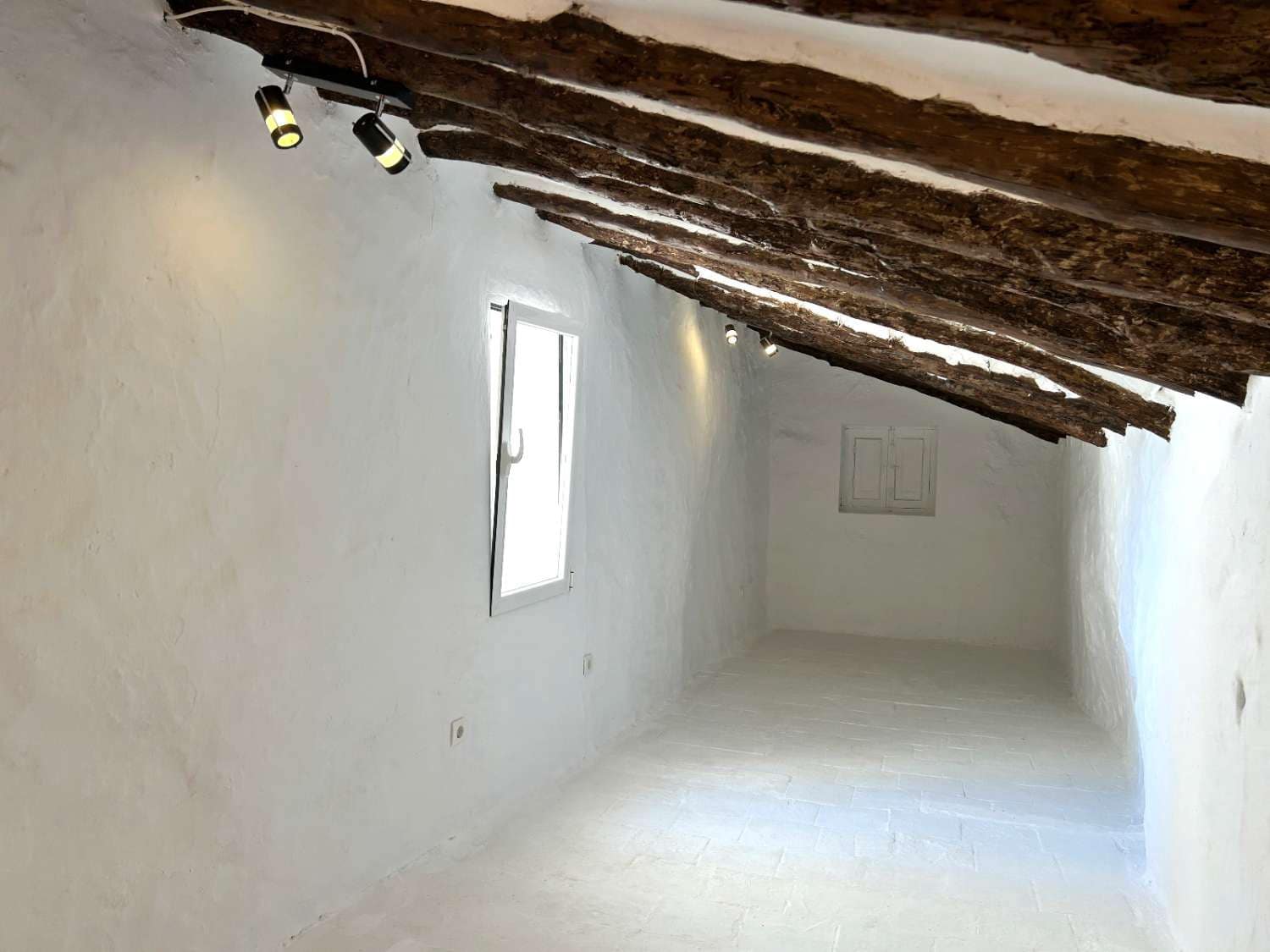 1 soveværelse Byhus til salg i Los Guajares - € 35.000 (Ref: 9077812)