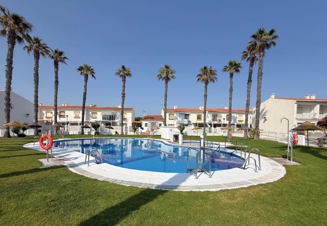 3 quarto Casa em Banda para arrendamento para férias em Salobreña com piscina - 1 505 € (Ref: 9108502)