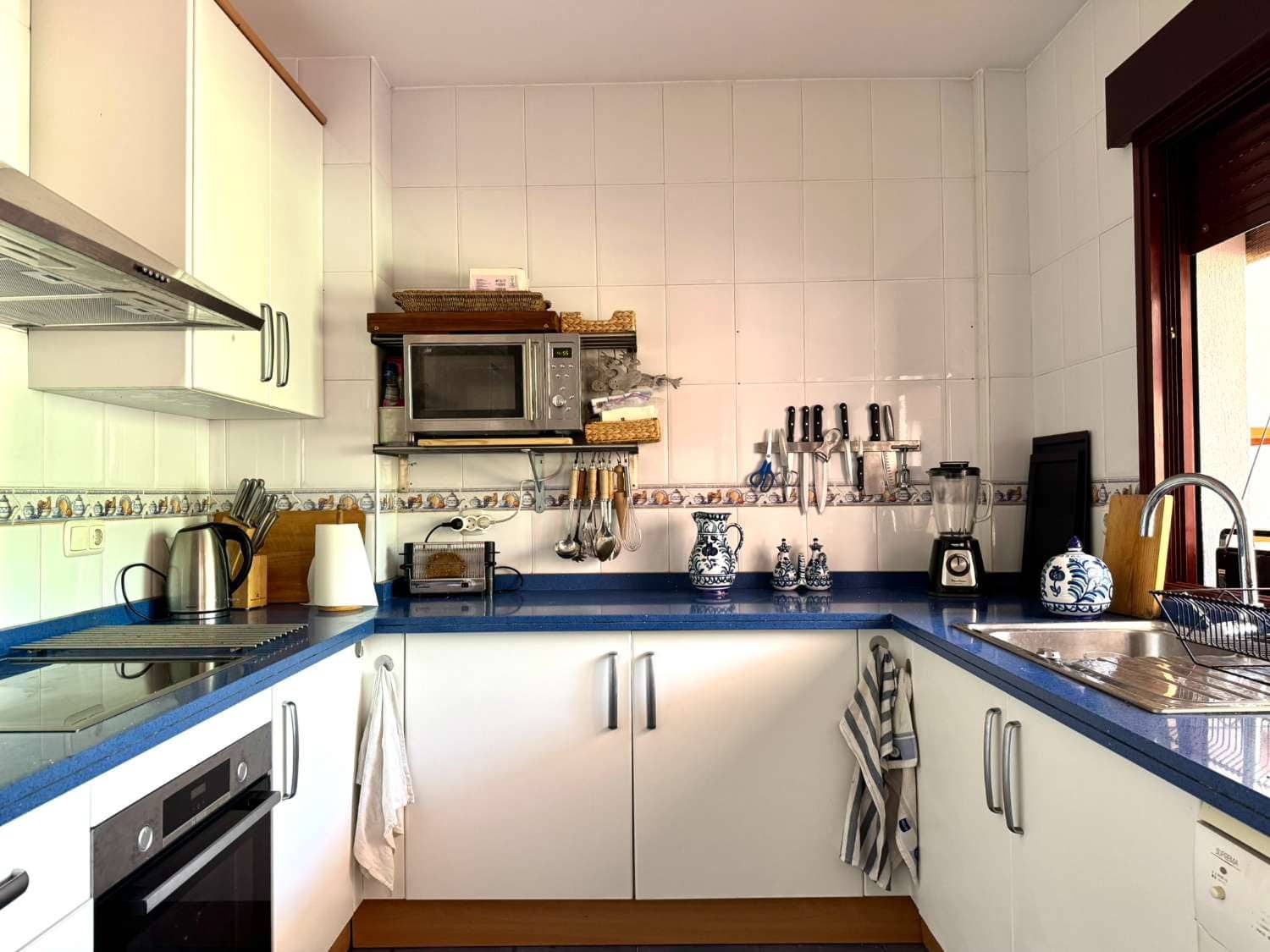 4 soveværelse Byhus til salg i Motril med swimmingpool - € 550.000 (Ref: 9110092)