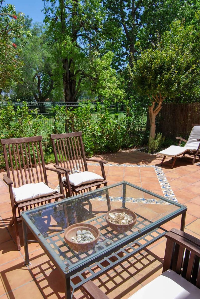 4 soveværelse Byhus til salg i Motril med swimmingpool - € 550.000 (Ref: 9110092)