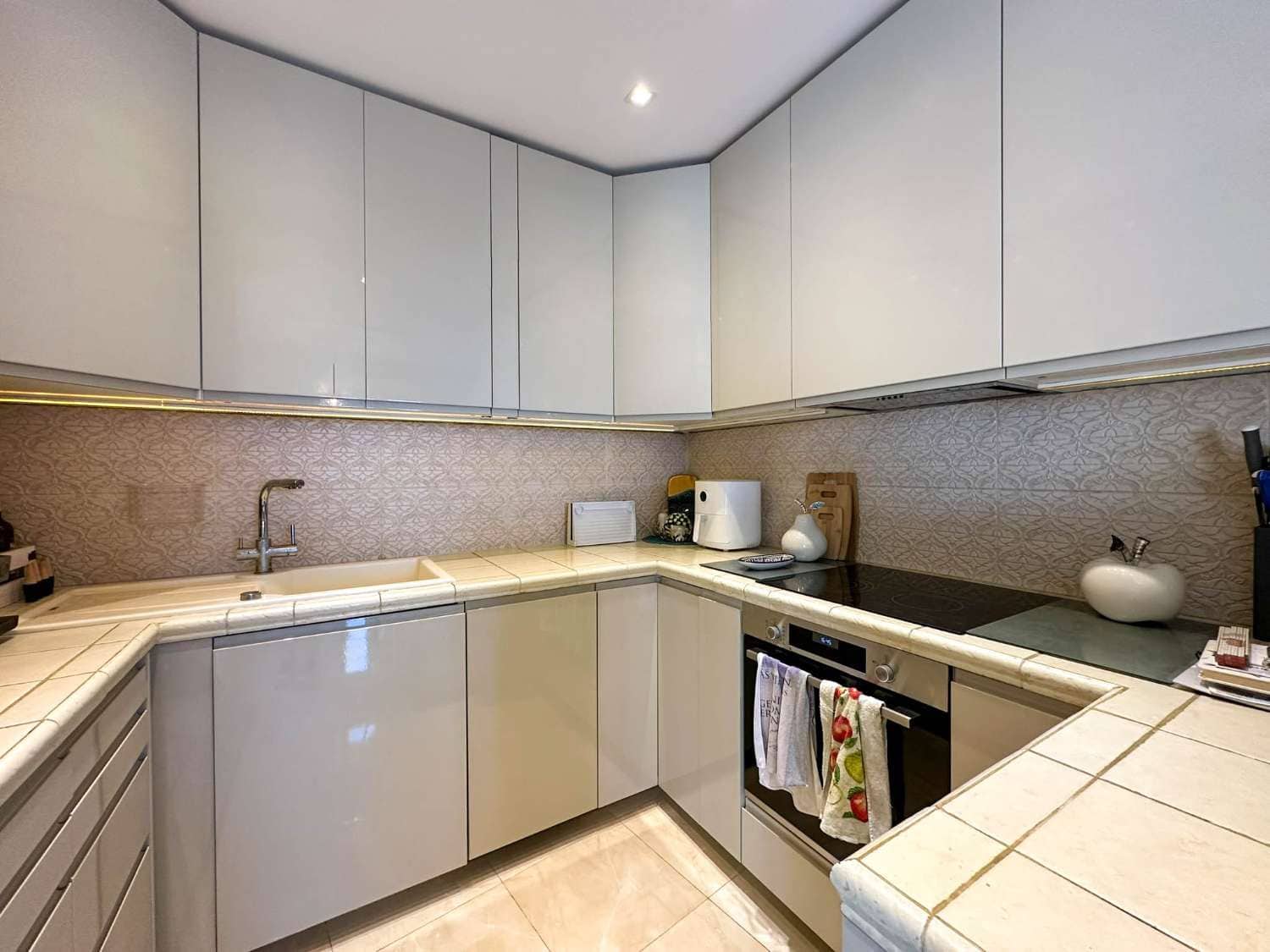 4 sypialnia Willa na sprzedaż w Salobrena z basenem - 749 000 € (Ref: 9113955)