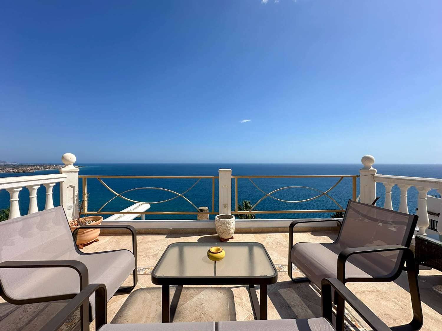 4 sypialnia Willa na sprzedaż w Salobrena z basenem - 749 000 € (Ref: 9113955)