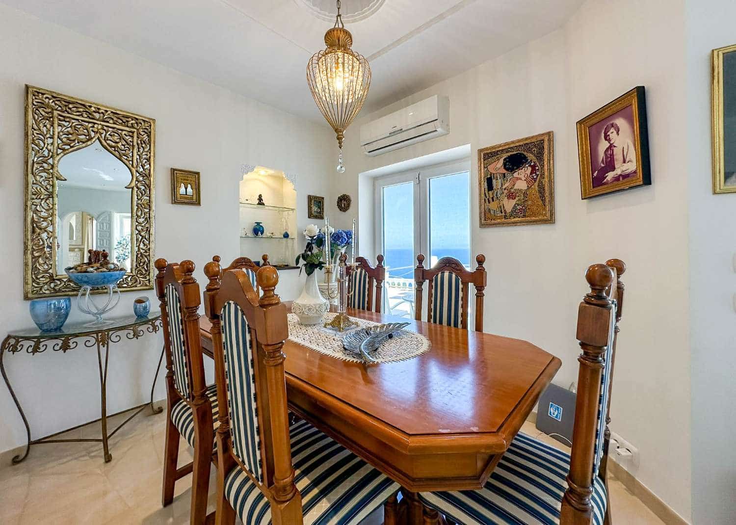 4 sypialnia Willa na sprzedaż w Salobrena z basenem - 749 000 € (Ref: 9113955)