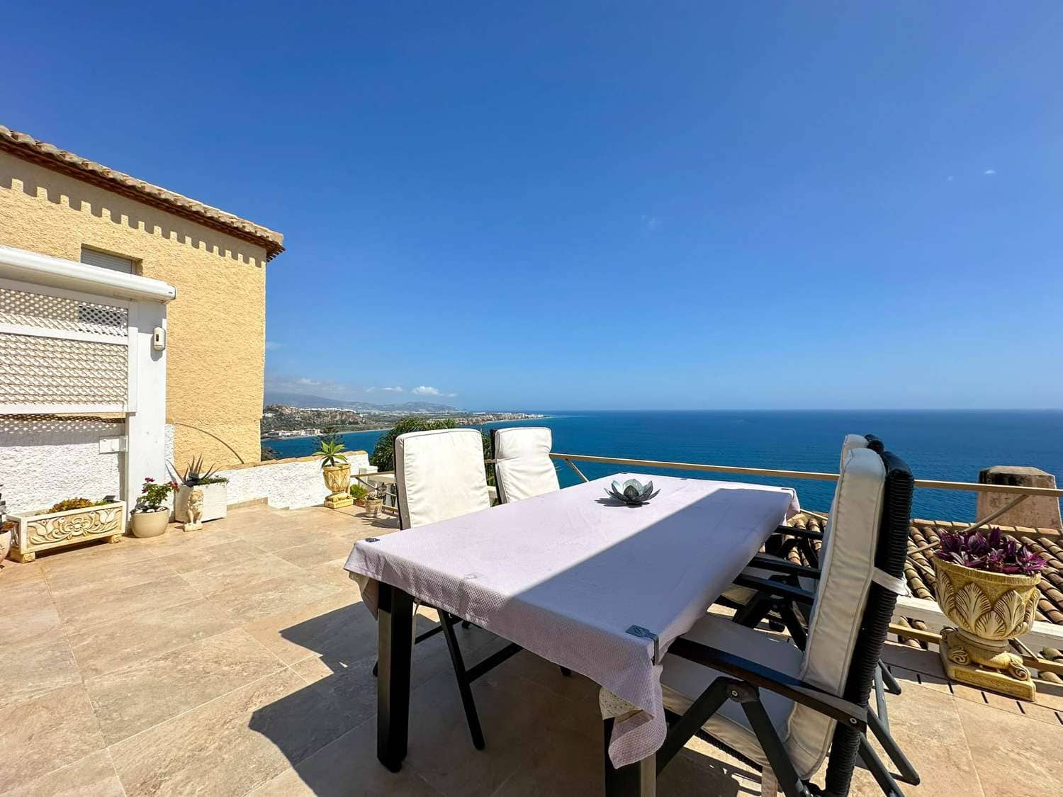 4 sypialnia Willa na sprzedaż w Salobrena z basenem - 749 000 € (Ref: 9113955)