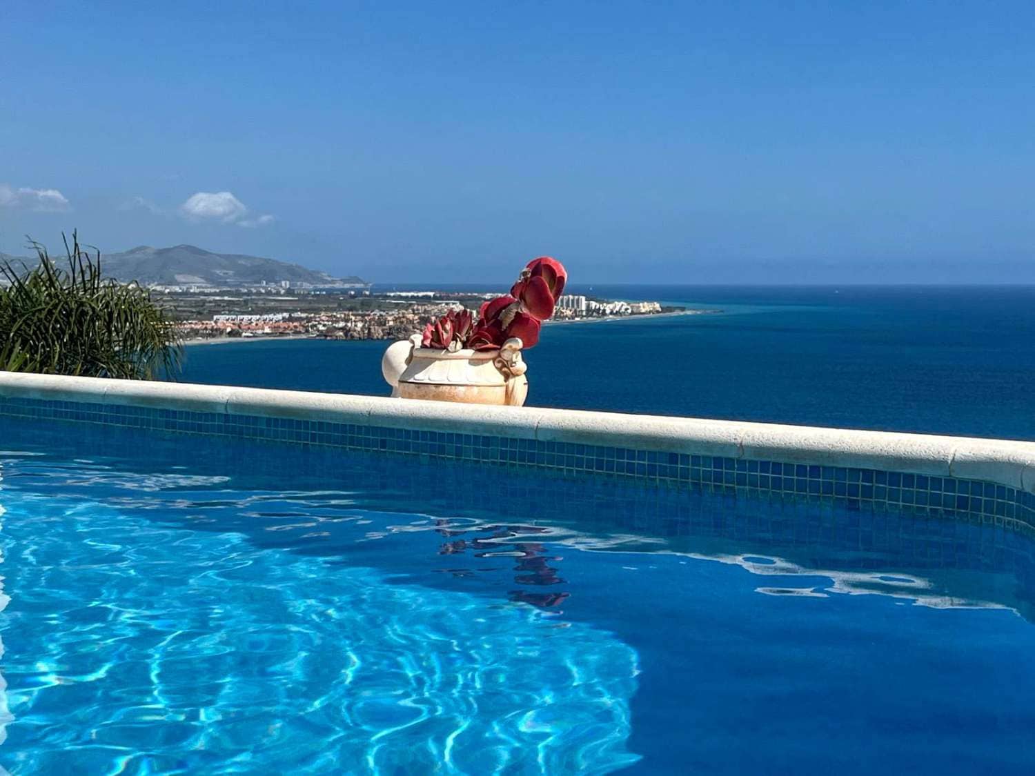 4 sypialnia Willa na sprzedaż w Salobrena z basenem - 749 000 € (Ref: 9113955)