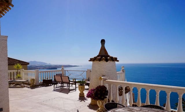 4 sypialnia Willa na sprzedaż w Salobreña z basenem - 749 000 € (Ref: 9113955)