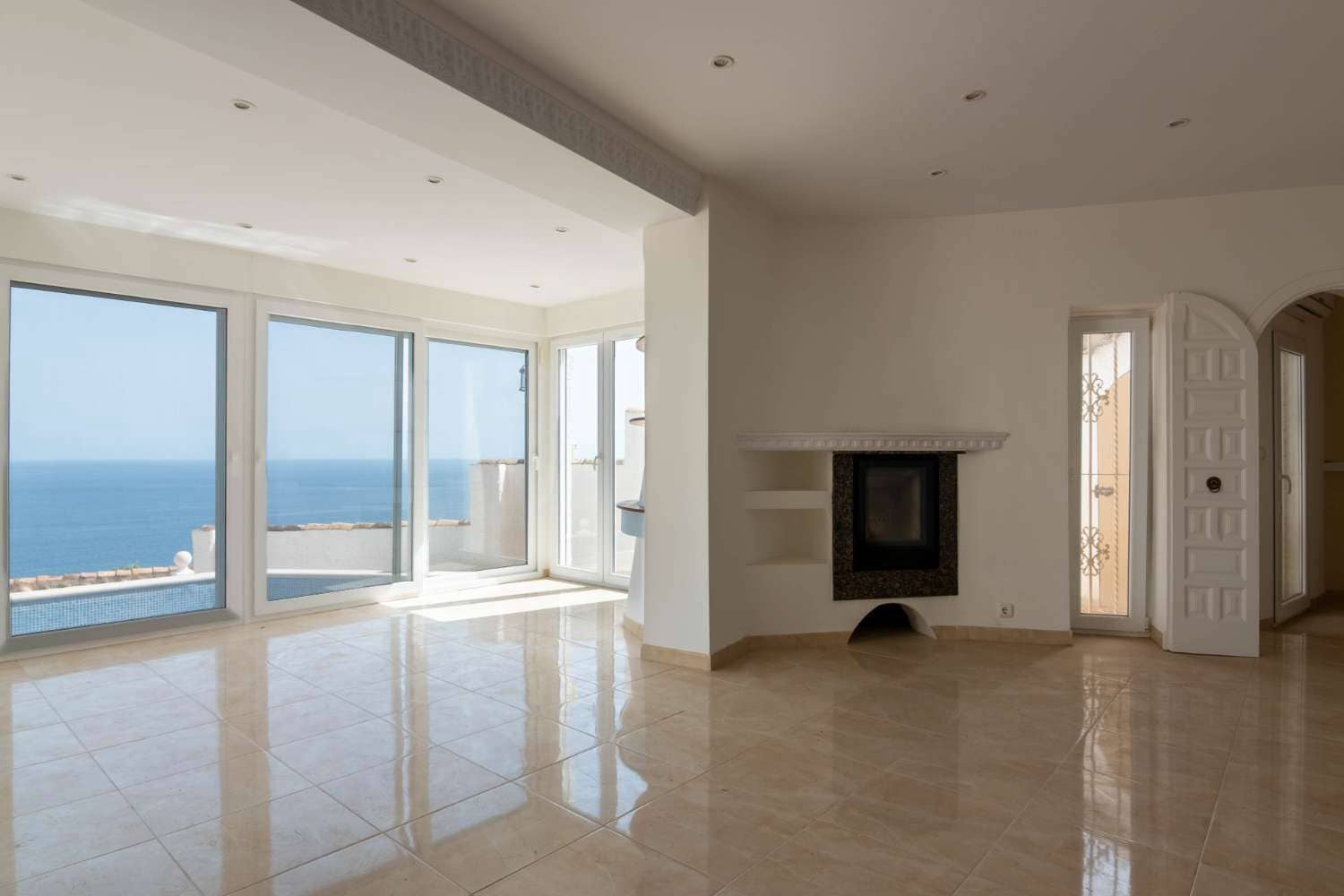 4 bedroom Villa for sale in Salobrena with pool - € 659,000 (Ref: 9113955)