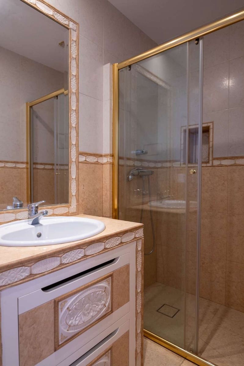 4 bedroom Villa for sale in Salobrena with pool - € 659,000 (Ref: 9113955)